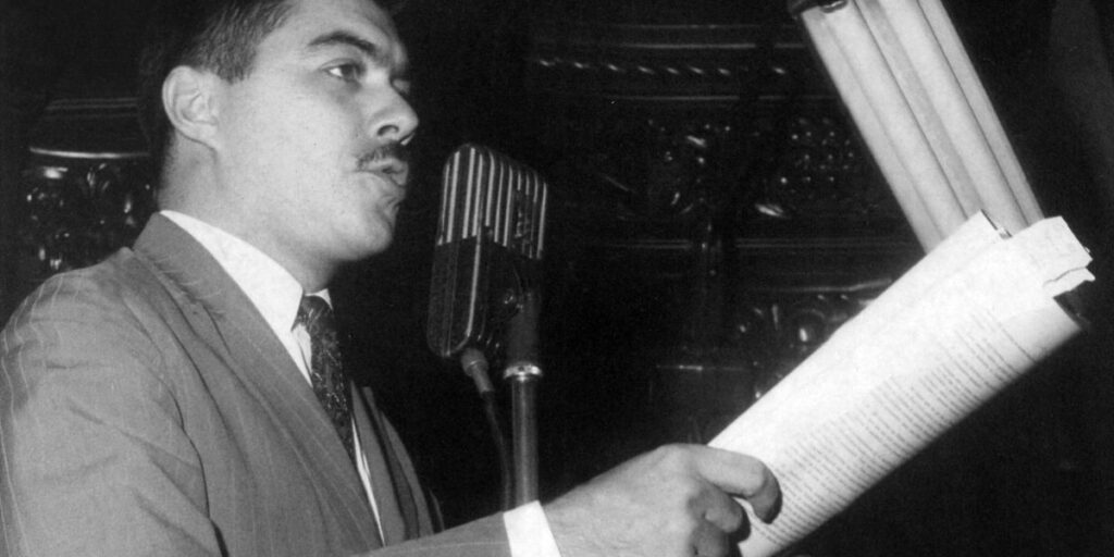 Sarney à CNN: "Não estava preparado para a morte de Tancredo"