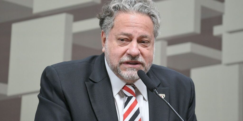 São Paulo pede exclusão de árbitro e ameaça não priorizar Paulistão de 2026