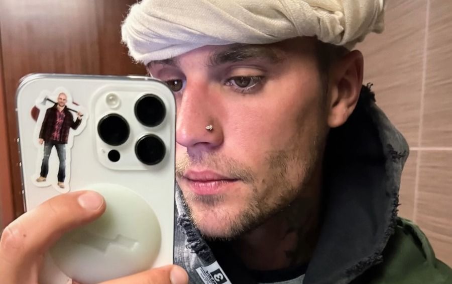 Justin Bieber publica nova foto com o filho, Jack Blues; veja