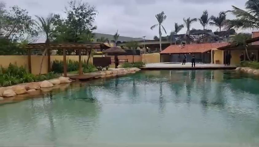 "Resort de luxo" de Peixão era palco de "festinhas" e reuniões do TCP