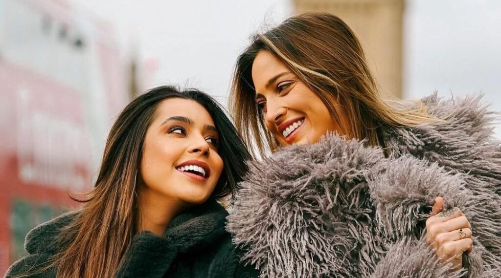 Tati Dias se declara a Lauana Prado durante viagem a Londres; confira