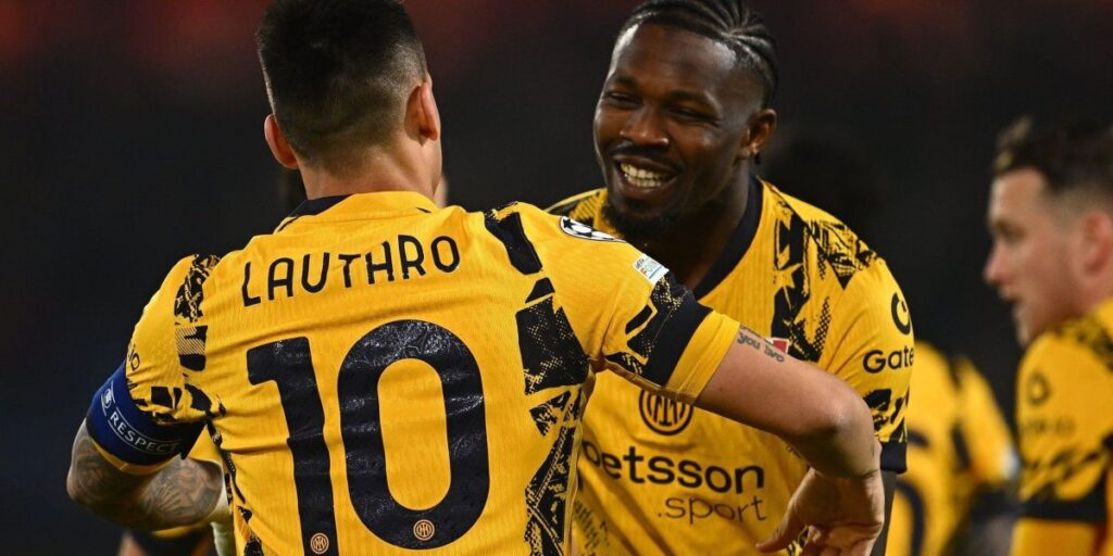 Dupla de ataque encaminha vaga da Inter de Milão contra o Feyenoord