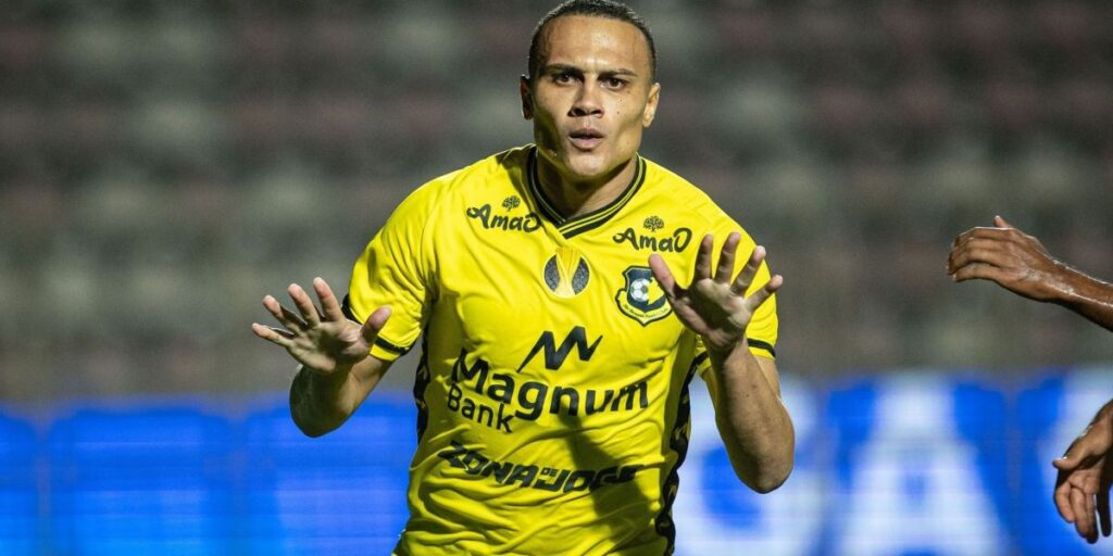 Após Paulistão pelo São Bernardo, Léo Jabá avalia propostas