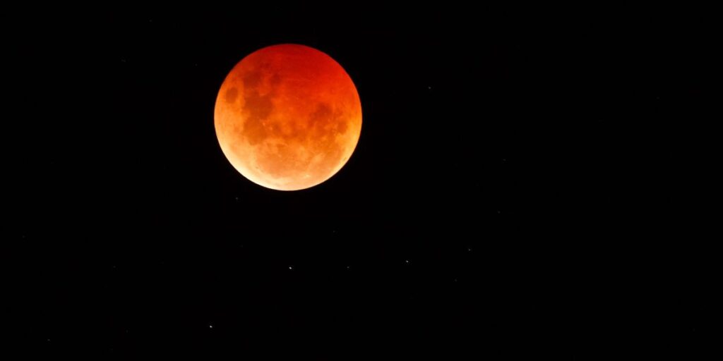 Lua de Sangue: por que a Lua fica vermelha durante o eclipse