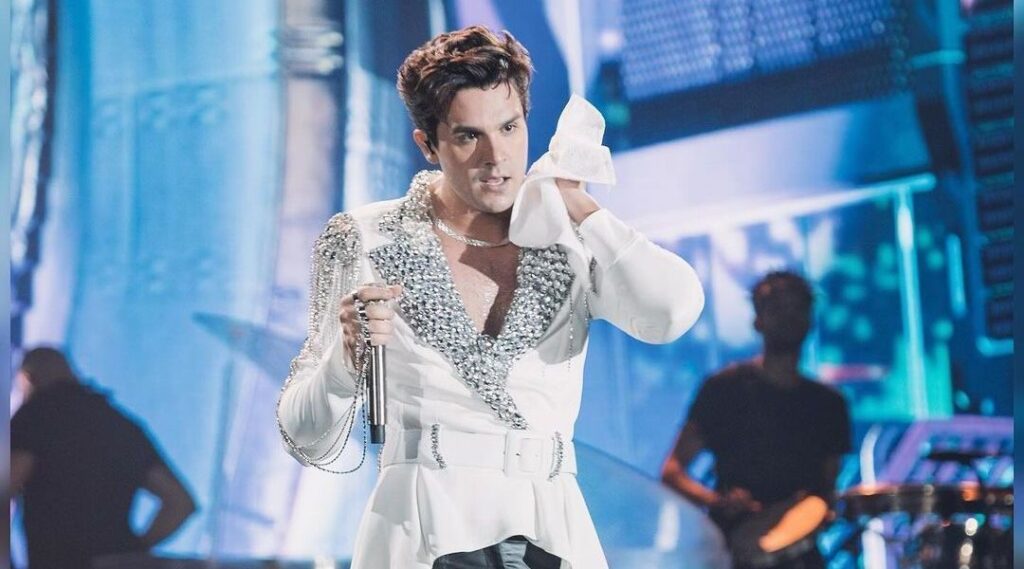 Para que time torce Luan Santana? Entenda a ligação do cantor com futebol