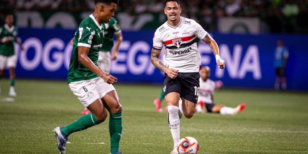 Luciano acusa árbitro após pênalti polêmico: "Tentando nos tirar"