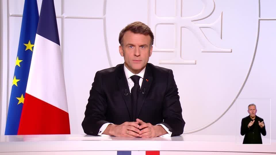 Macron pode ser lembrado como líder que enfrentou a Rússia, diz professor