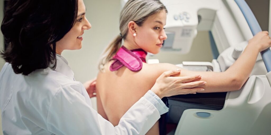 5 anos após pandemia, taxas de exames preventivos de câncer seguem baixas