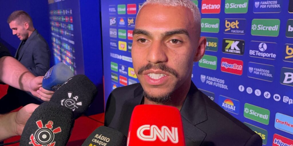 Campeão pelo Corinthians, Matheuzinho mira Seleção após volta por cima