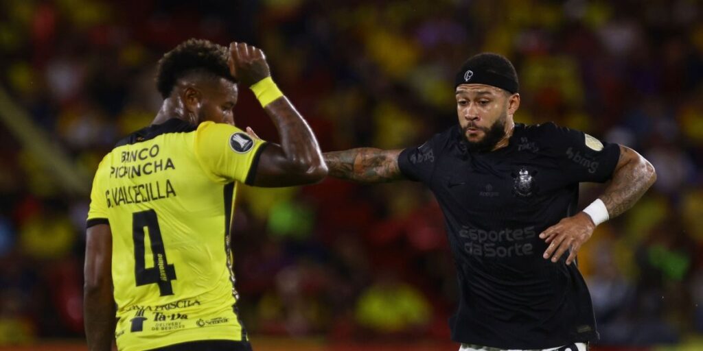 Benja: Gustavo Henrique cobrou Memphis em derrota do Corinthians no Equador