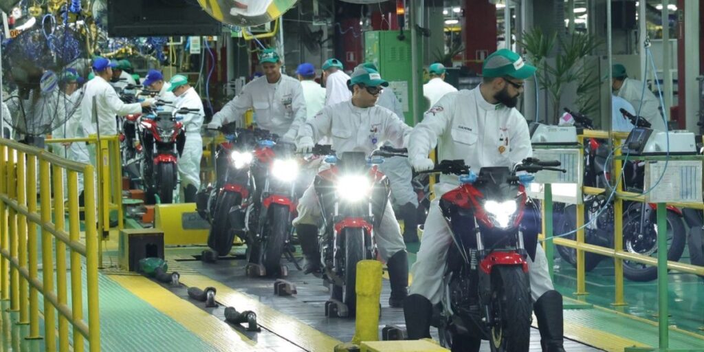 Produção de motos cresce 21% e atinge quase 350 mil unidades no país