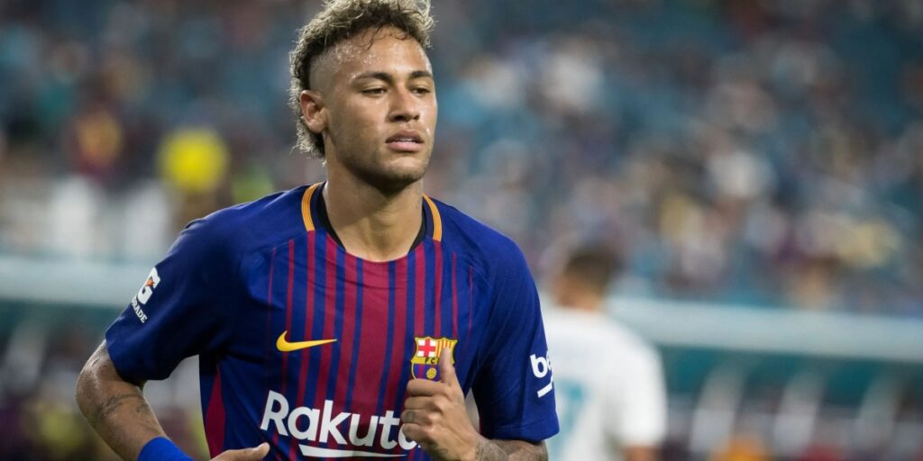 Agente diz que Neymar voltaria ao Barcelona "com prazer" e dá opinião forte