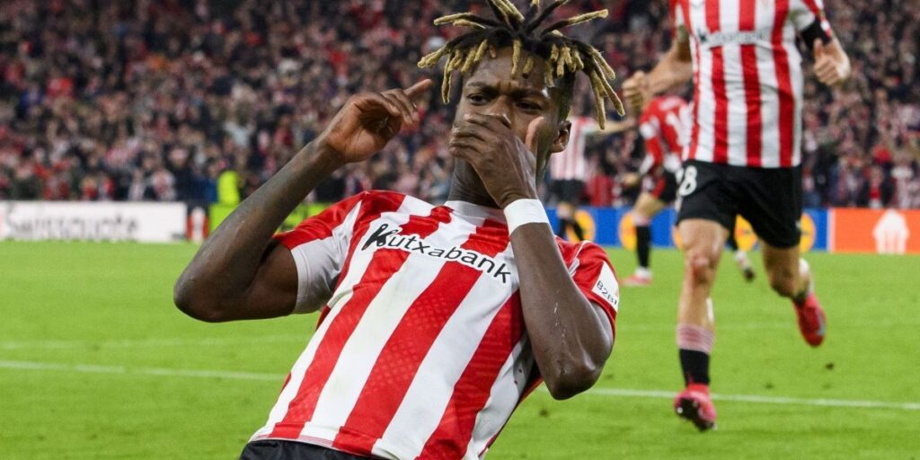 Athletic Bilbao aproveita expulsão e elimina Roma na Europa League