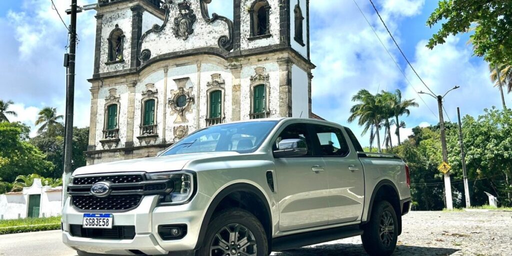Ranger Black: saiba como é a picape média mais barata da Ford
