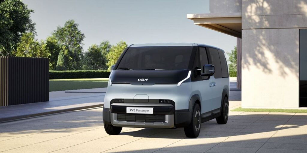 Conheça kombi elétrica da Kia que roda até 400 quilômetros