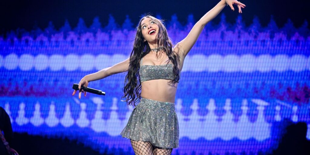 Olivia Rodrigo chega ao Brasil como uma das novas faces de dinastia Disney