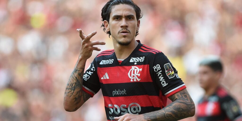 Flamengo: Filipe Luís revela prazo de retorno do atacante Pedro