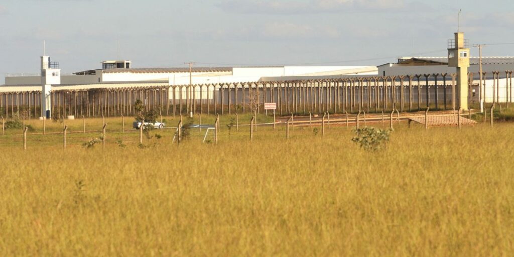 Princípio de incêndio ocorre em cela da Papuda no DF; não há feridos