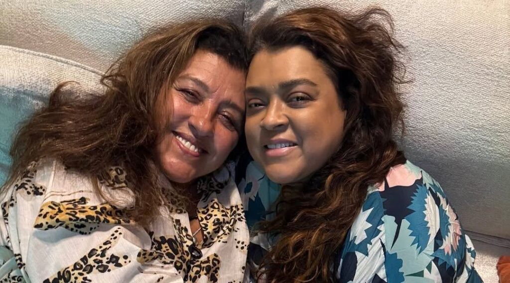 Regina Casé encontra Preta Gil e faz homenagem: "Me impressiona e emociona"