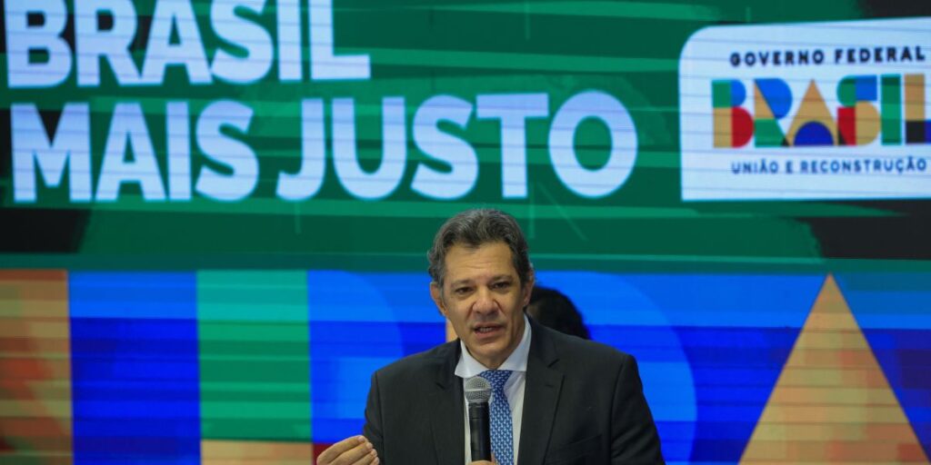 Isenção do IR: pouca gente acreditou, mas conseguimos, diz Haddad