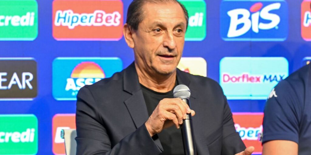 Ramón minimiza pressão por demissão às vésperas de final do Paulistão