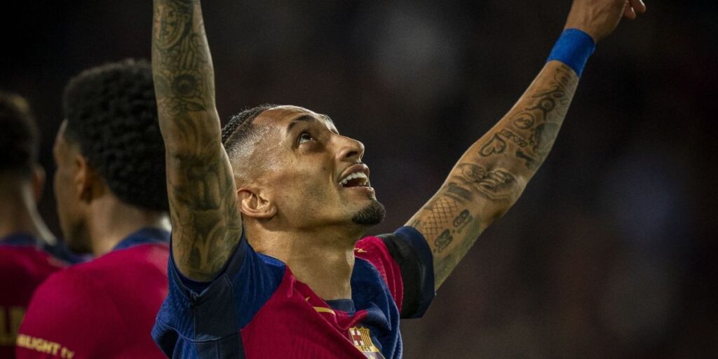 Decisivo: Raphinha garante o Barcelona nas quartas da Champions League