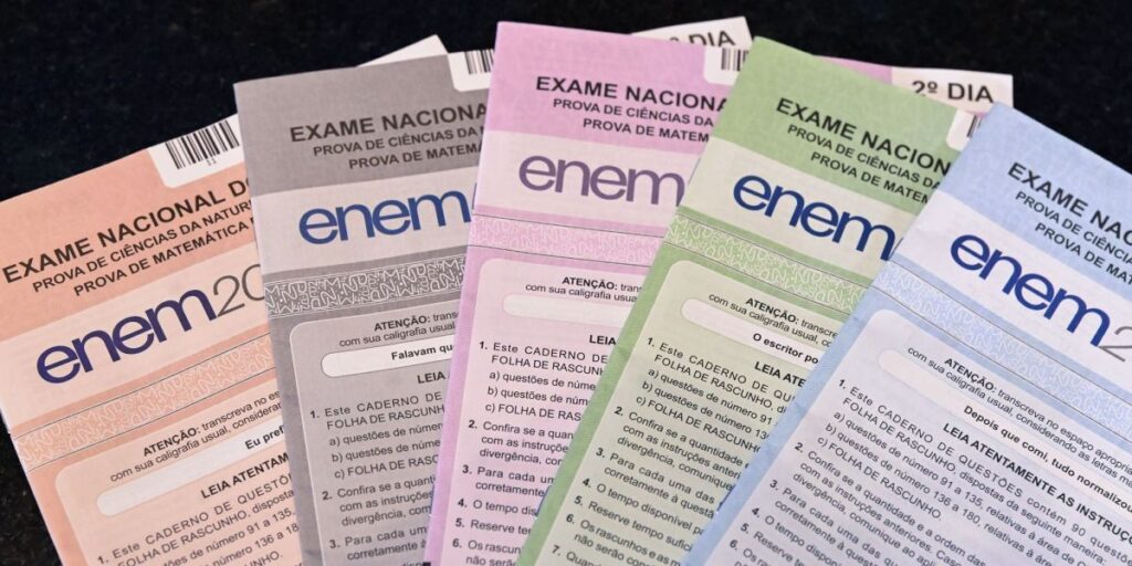 Veja como consultar os espelhos das redações do Enem 2024