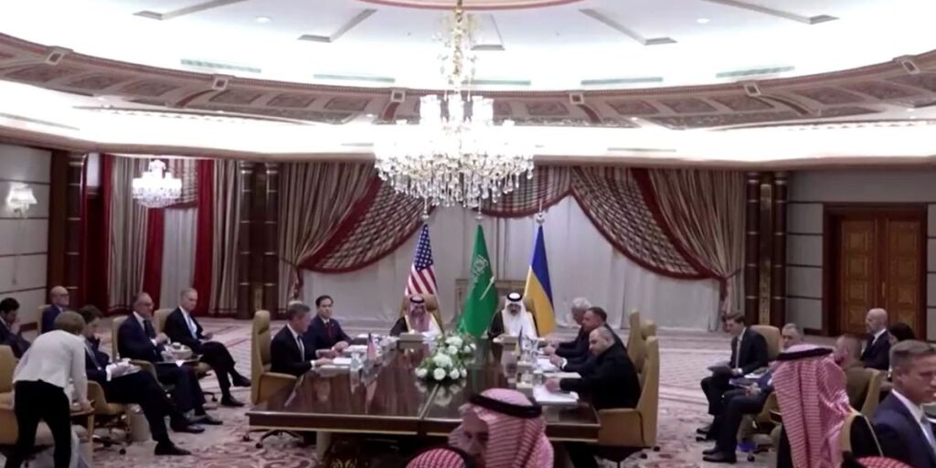 Última rodada de negociações entre EUA e Ucrânia ocorrem na Arábia Saudita