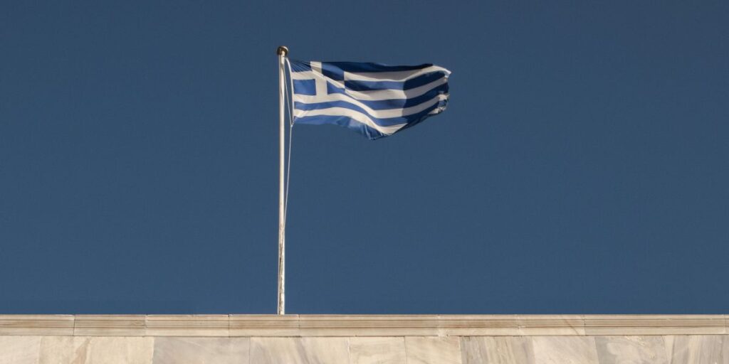 Grécia recebe grau de investimento da Moody's após 15 anos de crise