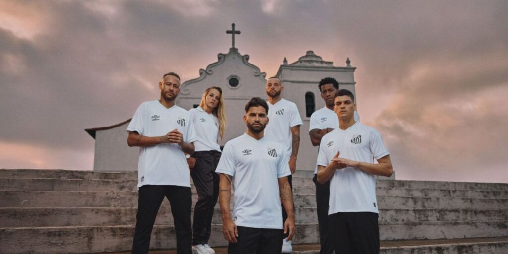 Santos lança camisa em homenagem a ponto histórico da cidade