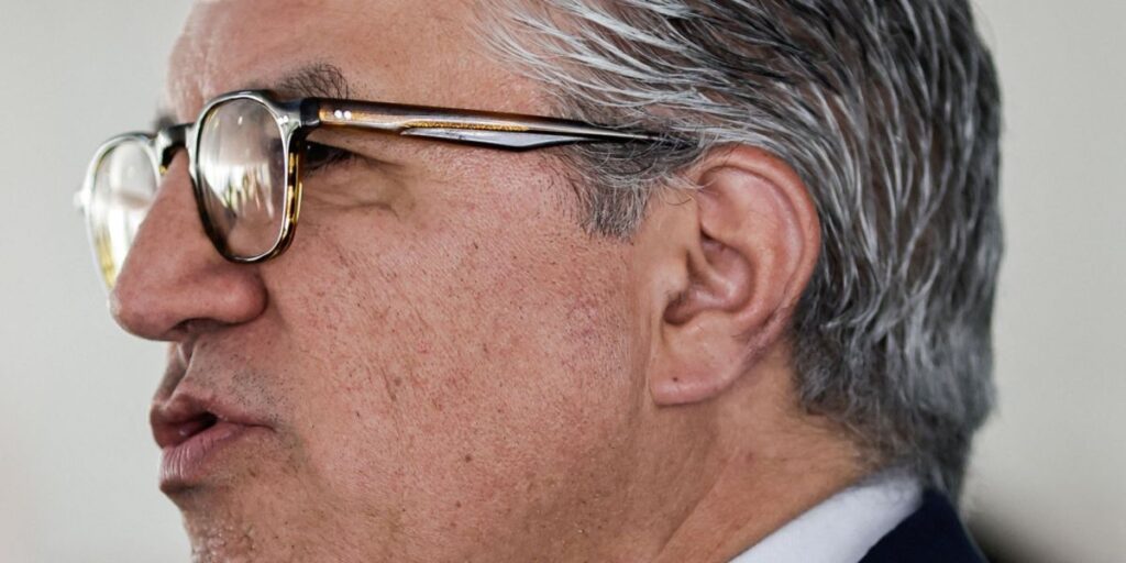 Dias após assumir Saúde, Padilha articula votação de projetos no Congresso