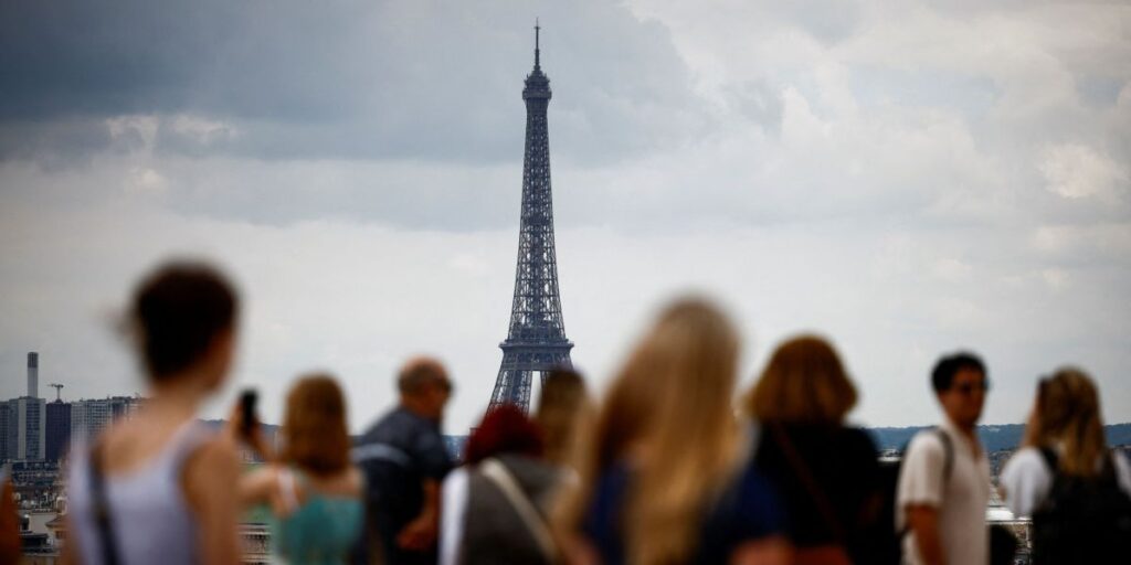 Inflação na França cai abaixo de 1% pela 1ª vez em 4 anos em fevereiro