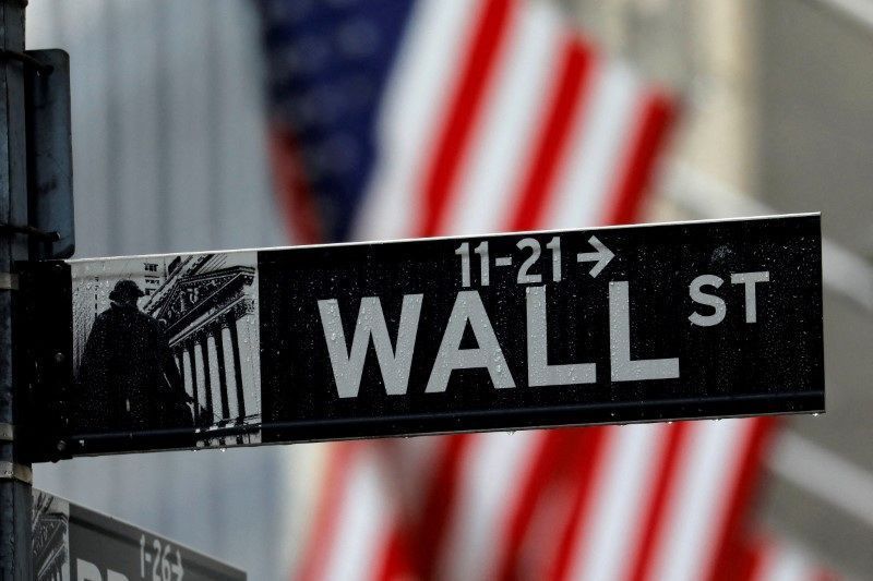 Bolsas de Wall Street caem após Trump confirmar tarifas a México e Canadá