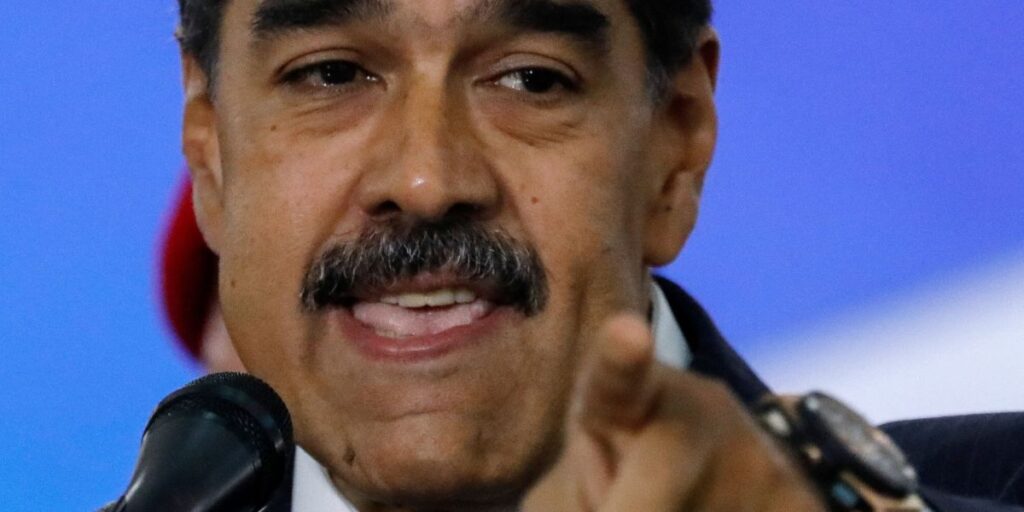 Maduro chama deportações de venezuelanos para El Salvador de "sequestros"