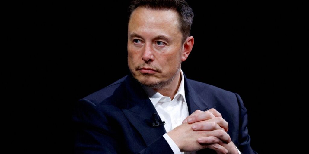 Musk vai visitar CIA nesta segunda-feira (31), dizem fontes