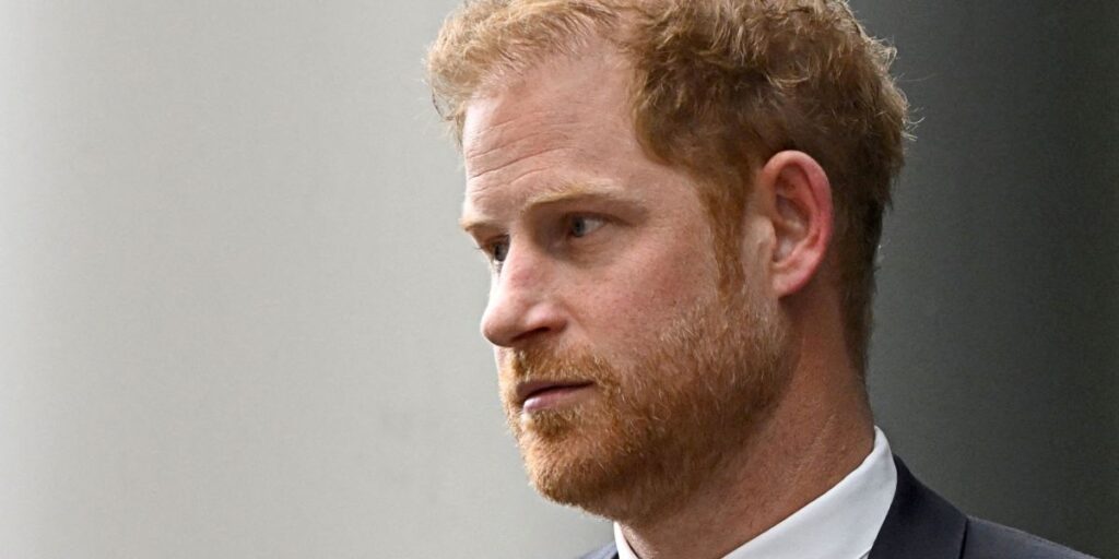 Governo dos EUA divulga documentos sobre visto do príncipe Harry