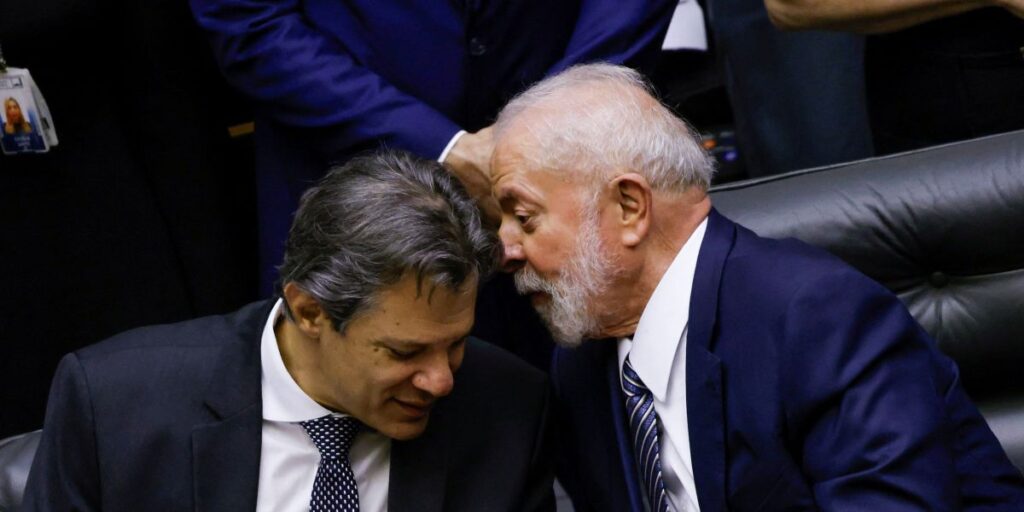 Waack: Orçamento é peça de ficção do esforço fiscal do governo