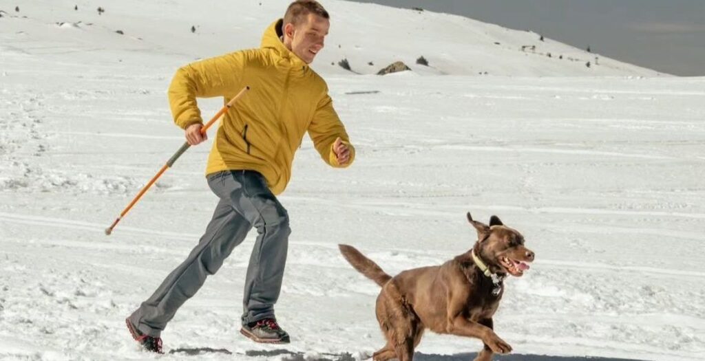 Corredor cego supera exaustão ao escalar por dois dias seguidos em desafio