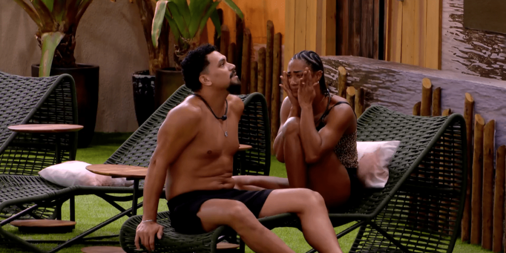 Ex-dupla se enfrenta no Paredão do BBB25 e lamenta: "Dói demais"