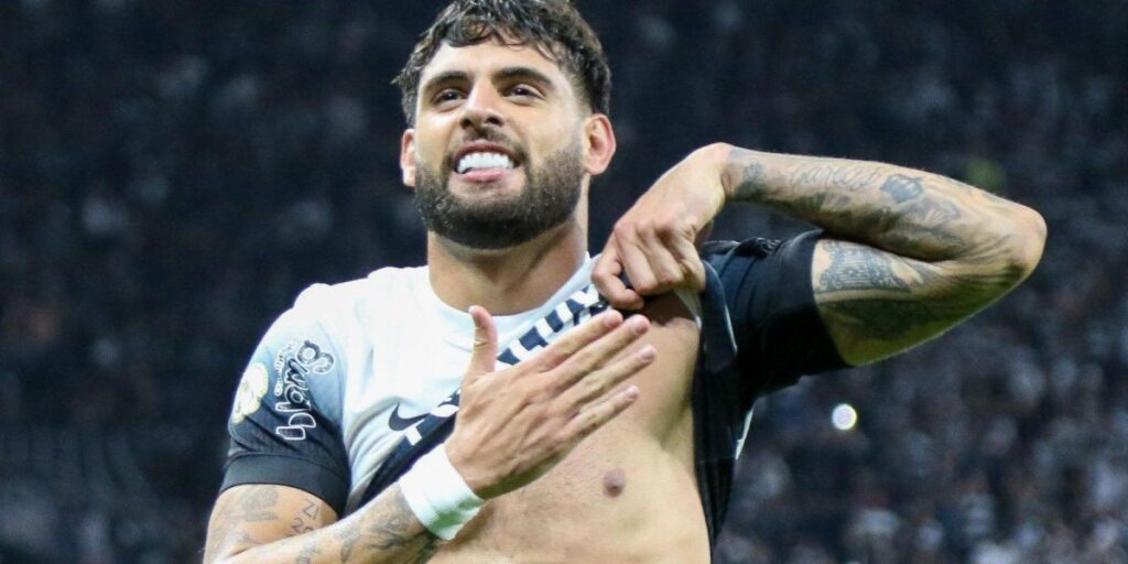 Fifa homenageia Yuri Alberto e atacante comemora: "Auge da carreira"