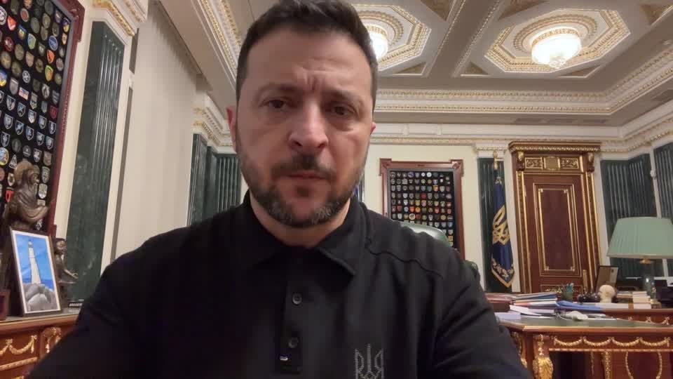 Zelensky diz que "trabalho intensivo" está em andamento com equipe de Trump