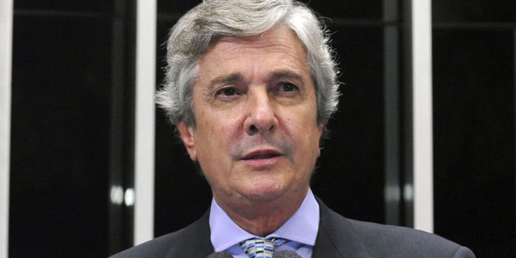 Collor tinha passagem para Brasília e não apresentou resistência