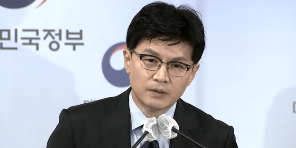Coreia do Sul: Ex-líder do partido de Yoon se candidata às eleições