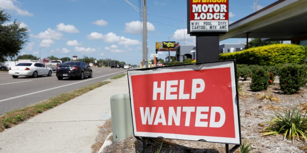 Payroll: criação de vagas de emprego nos EUA supera expectativas em março