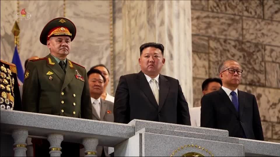 Coreia do Norte confirma pela 1ª vez o envio de tropas para Rússia