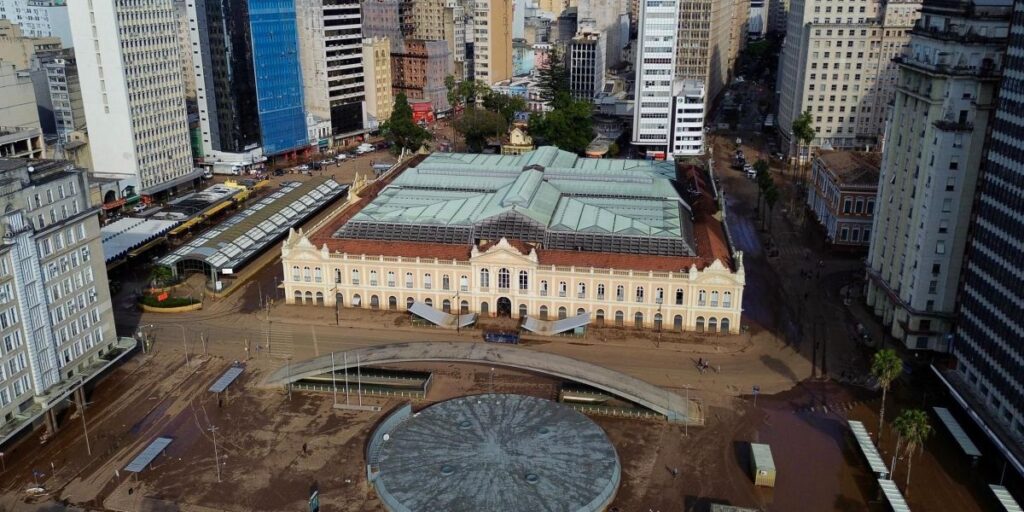 Ação coletiva por indenização a vítimas de enchente pode custar R$ 4,7 bi