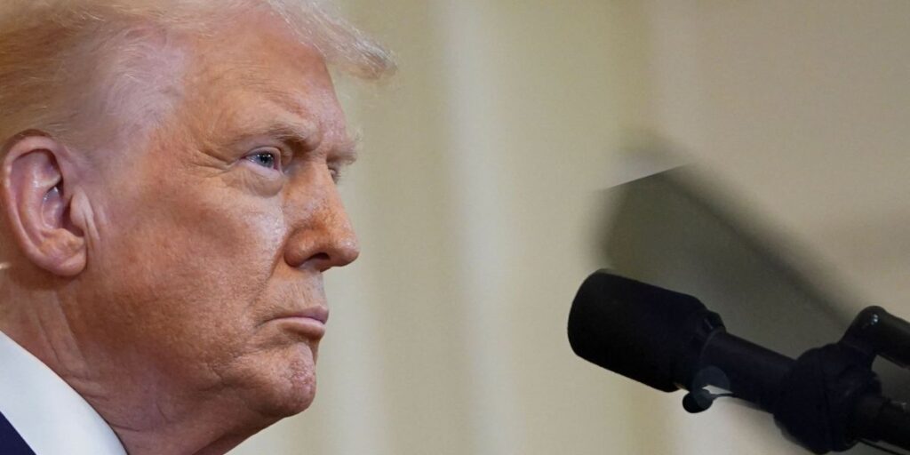 Trump diz que anunciou pausa em tarifas porque pessoas estavam "agitadas"