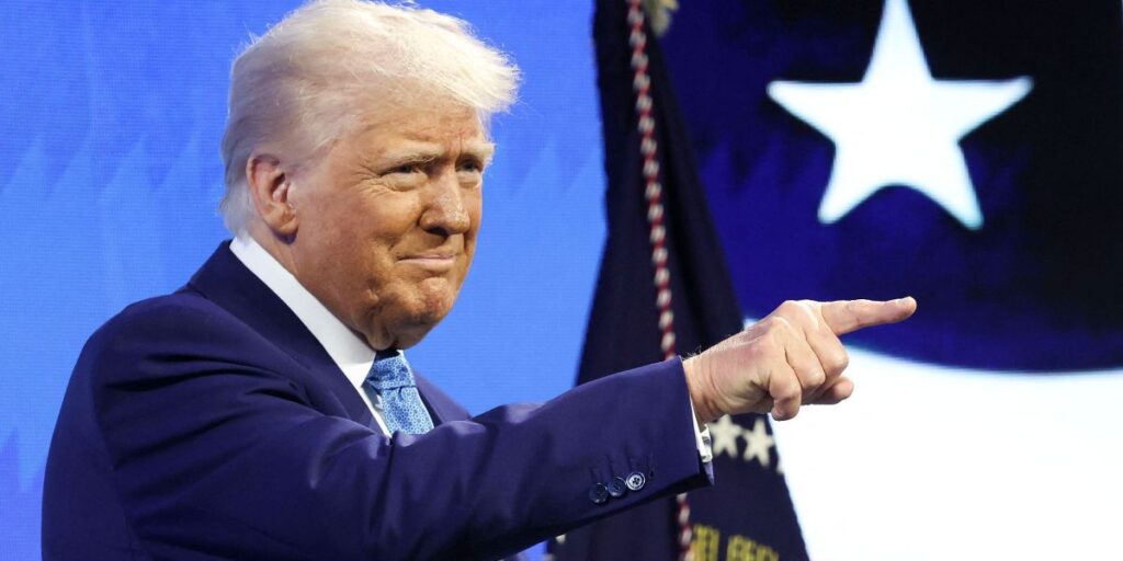 Trump diz que UE terá de comprar energia dos EUA