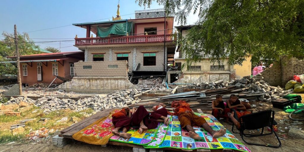 Líder militar de Mianmar viajará ao exterior mesmo com crise após terremoto