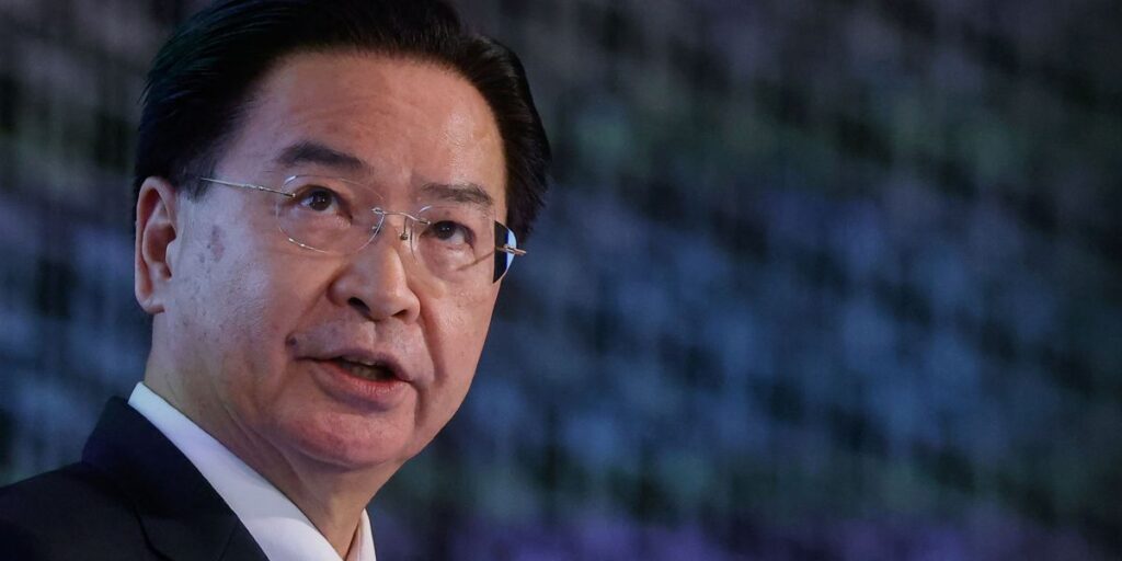 Principal autoridade de segurança de Taiwan visita os EUA, diz fonte